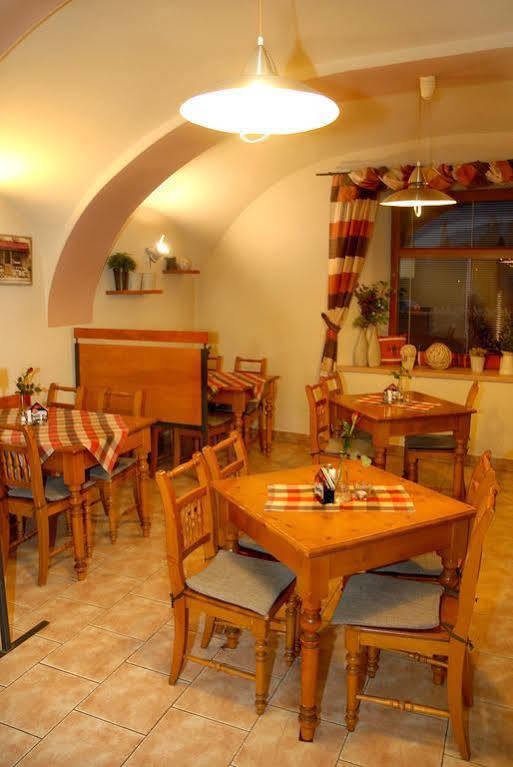 Hotel Posta Sobotka Dış mekan fotoğraf