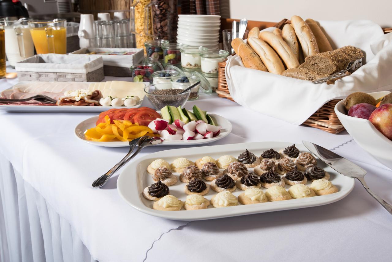 Hotel Posta Sobotka Dış mekan fotoğraf